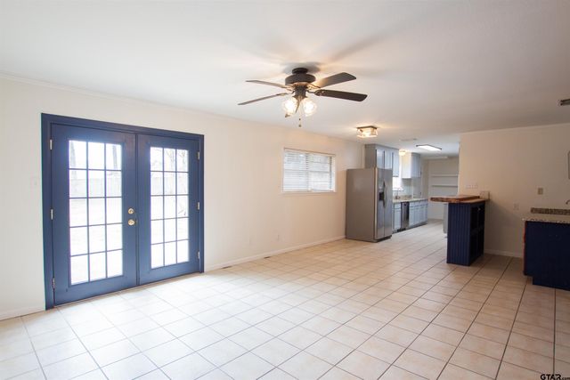 7618 Brookhollow Dr, Tyler, TX 75707