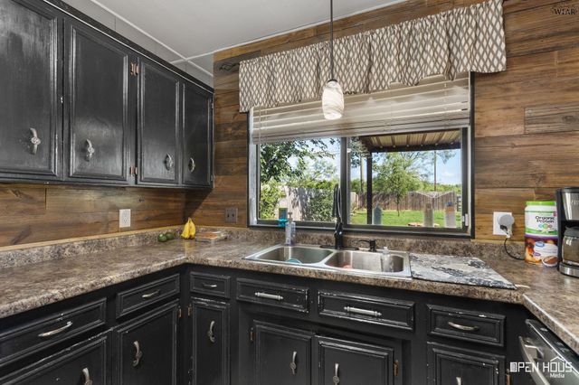 4602 TRAILWOOD DRIVE, Wichita Falls, TX 76310