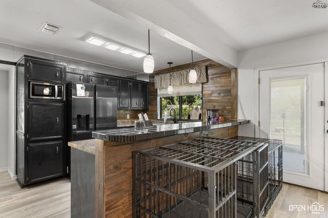 4602 TRAILWOOD DRIVE, Wichita Falls, TX 76310