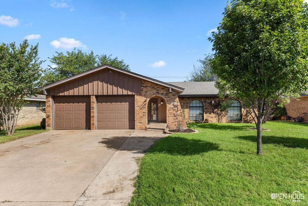 4602 TRAILWOOD DRIVE, Wichita Falls, TX 76310