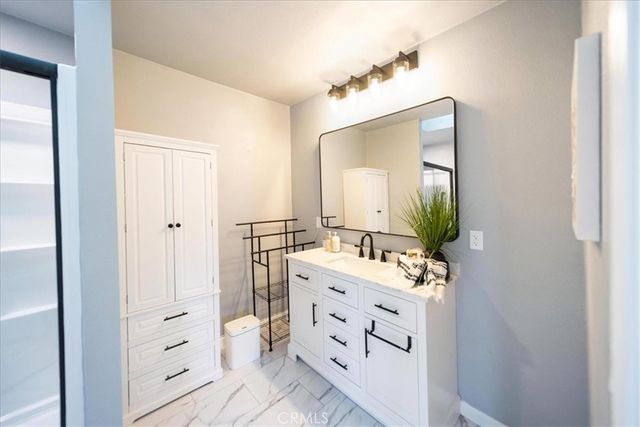 30040 Spray, Canyon Lake, CA 92587