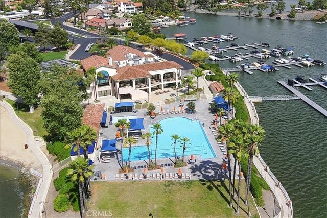 30040 Spray, Canyon Lake, CA 92587