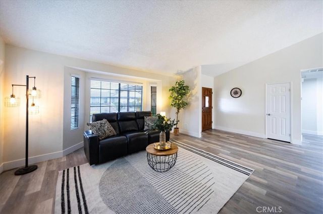 30040 Spray, Canyon Lake, CA 92587