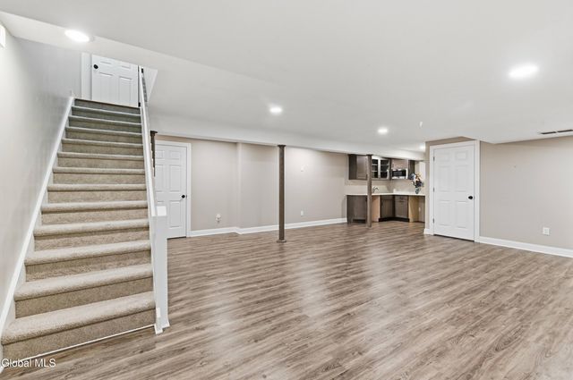 52 Averill Avenue, Sand Lake, NY 12018