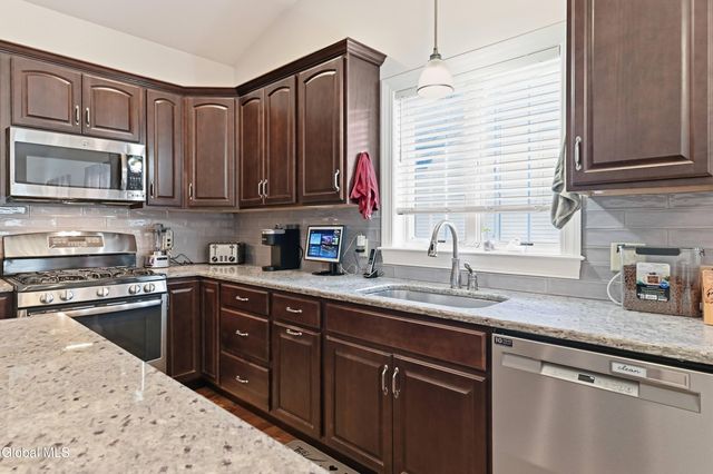 52 Averill Avenue, Sand Lake, NY 12018