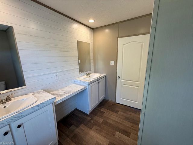 1302 Austin Little Mountain Road, Ronda, NC 28670