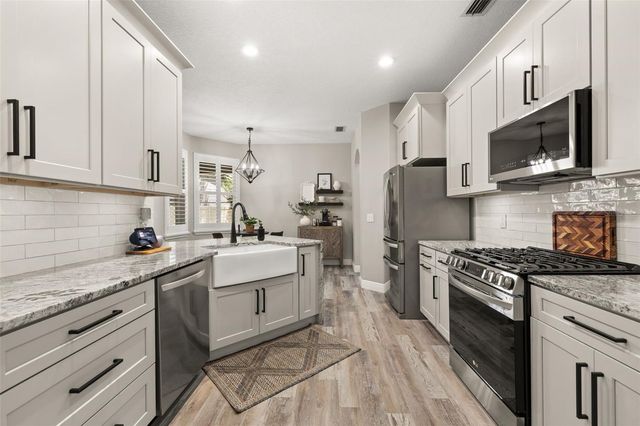 2752 CYPRESS HEAD TRAIL, Oviedo, FL 32765