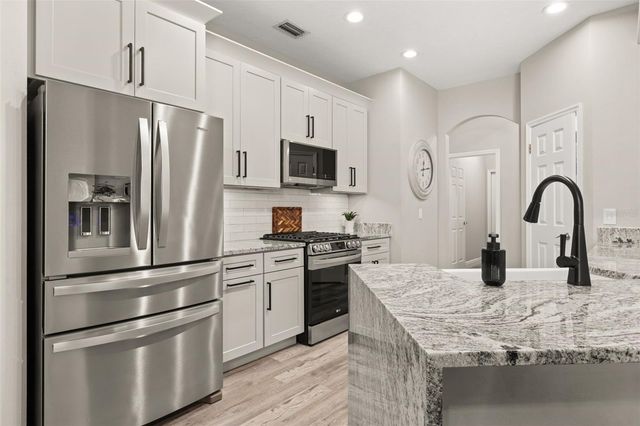 2752 CYPRESS HEAD TRAIL, Oviedo, FL 32765