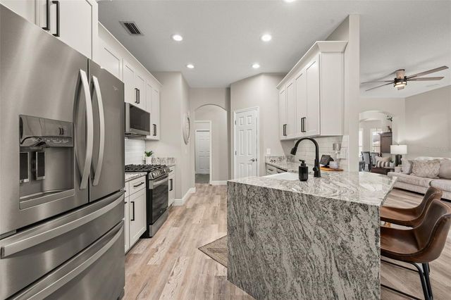 2752 CYPRESS HEAD TRAIL, Oviedo, FL 32765