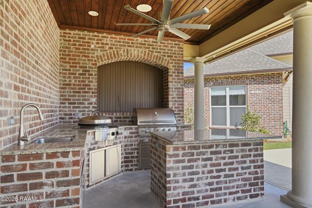 127 Fair Grounds Drive, Lafayette, LA 70503