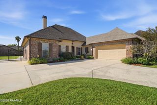 127 Fair Grounds Drive, Lafayette, LA 70503