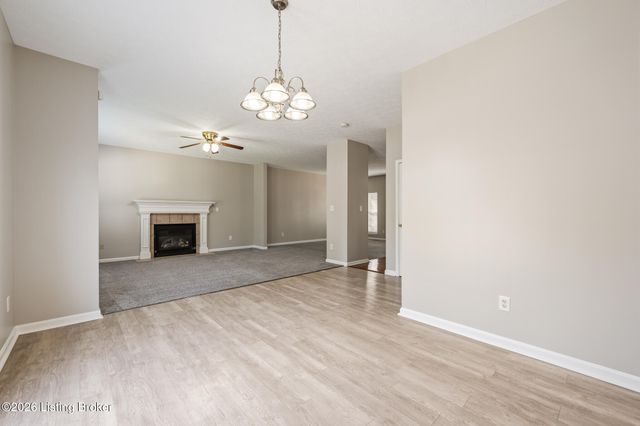 17834 Birch Bend Cir, Louisville, KY 40023