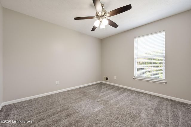 17834 Birch Bend Cir, Louisville, KY 40023