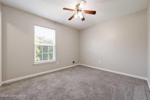 17834 Birch Bend Cir, Louisville, KY 40023