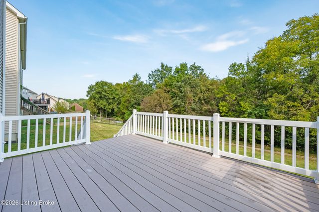 17834 Birch Bend Cir, Louisville, KY 40023