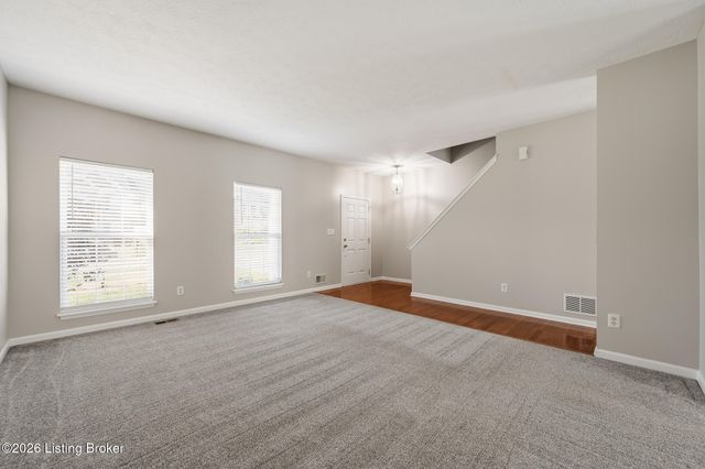 17834 Birch Bend Cir, Louisville, KY 40023