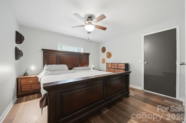 2932 Loop Road, Lincolnton, NC 28092