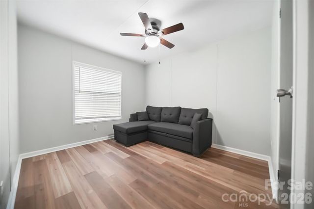 2932 Loop Road, Lincolnton, NC 28092