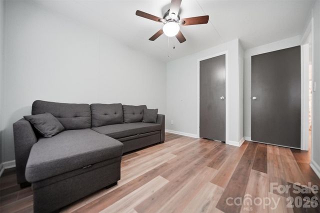 2932 Loop Road, Lincolnton, NC 28092