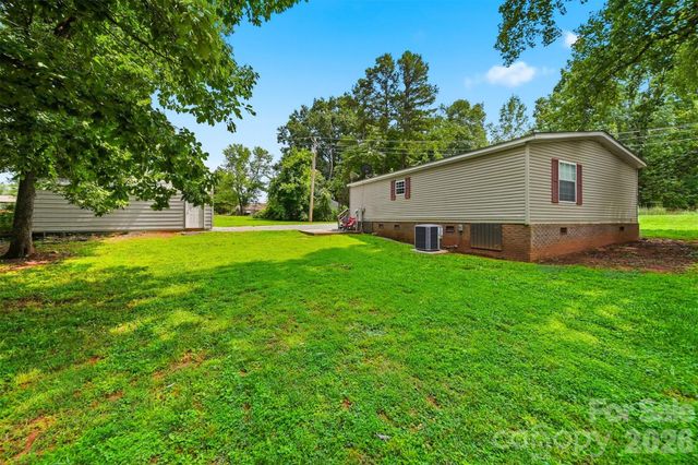 2932 Loop Road, Lincolnton, NC 28092
