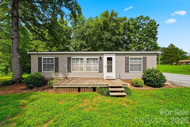 2932 Loop Road, Lincolnton, NC 28092