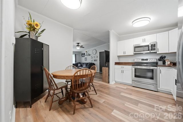 2932 Loop Road, Lincolnton, NC 28092