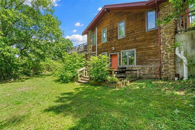 17450 Railroad Cut Road, Rogers, AR 72756