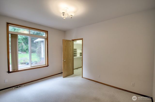 4716 D'Milluhr Drive NE, Olympia, WA 98516