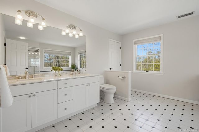 8 Deer Run Court, North Salem, NY 10560