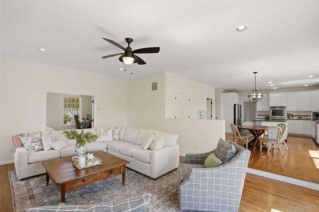 8 Deer Run Court, North Salem, NY 10560