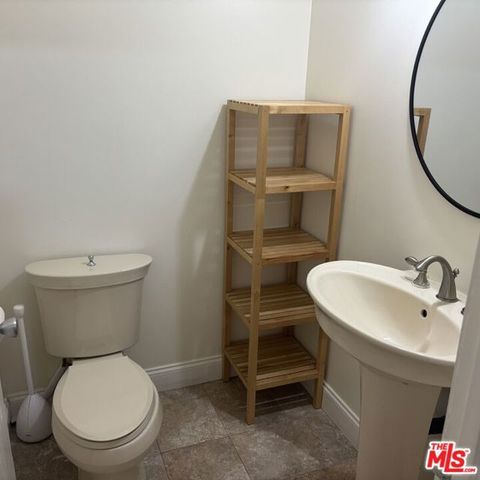 5215 Sepulveda Boulevard 21B, Culver City, CA 90230