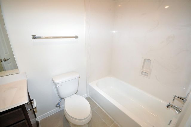 2215 Palmilla Road, League City, TX 77539