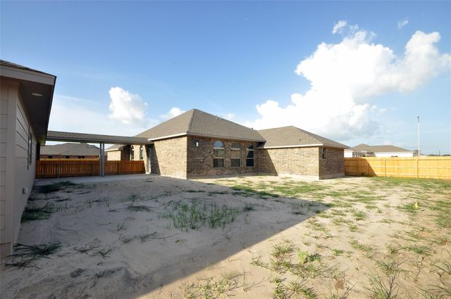 2215 Palmilla Road, League City, TX 77539