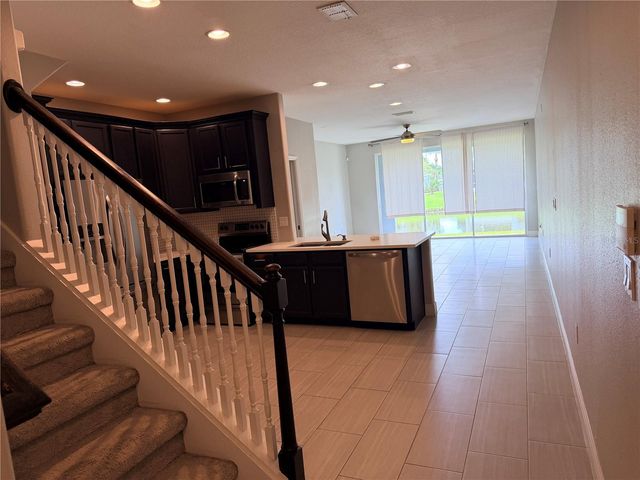 10321 WILLOW LEAF TRAIL, Tampa, FL 33625