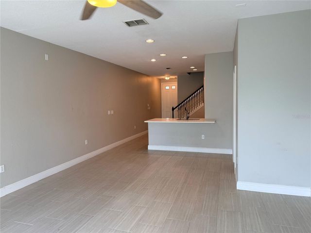 10321 WILLOW LEAF TRAIL, Tampa, FL 33625