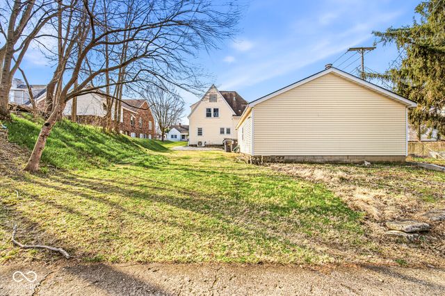 1634 W 11th Street, Anderson, IN 46016