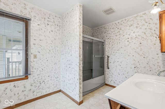 1634 W 11th Street, Anderson, IN 46016