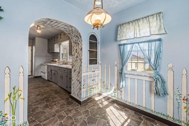 1634 W 11th Street, Anderson, IN 46016