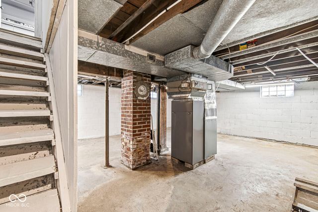 1634 W 11th Street, Anderson, IN 46016