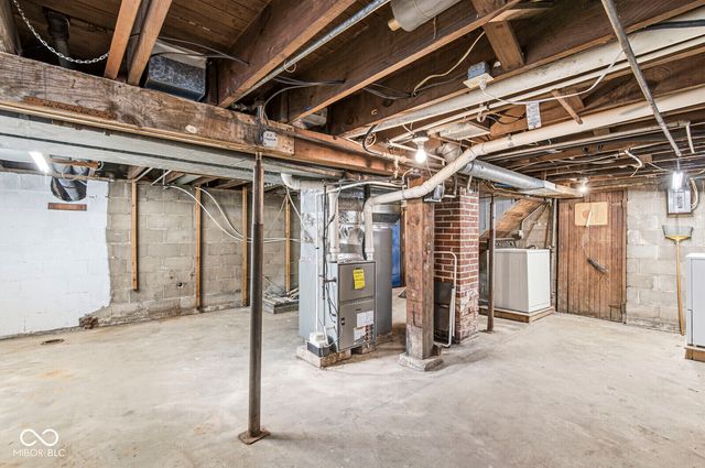 1634 W 11th Street, Anderson, IN 46016