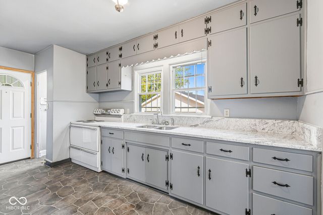 1634 W 11th Street, Anderson, IN 46016