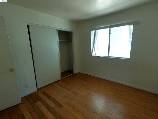 1566 Pine Ave 103A, Long Beach, CA 90813