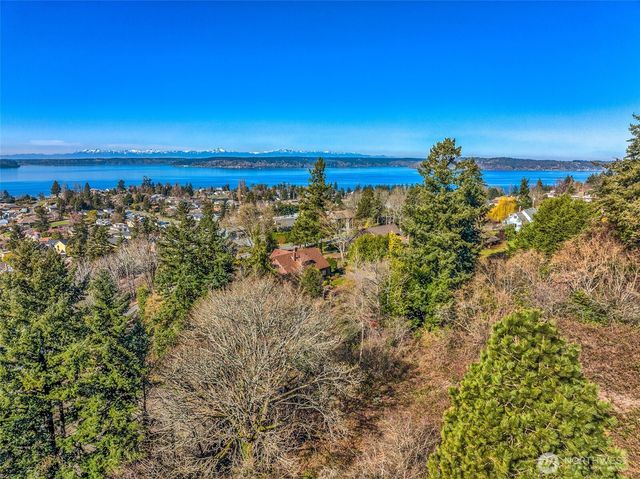 4520 Kennedy Road NE, Tacoma, WA 98422