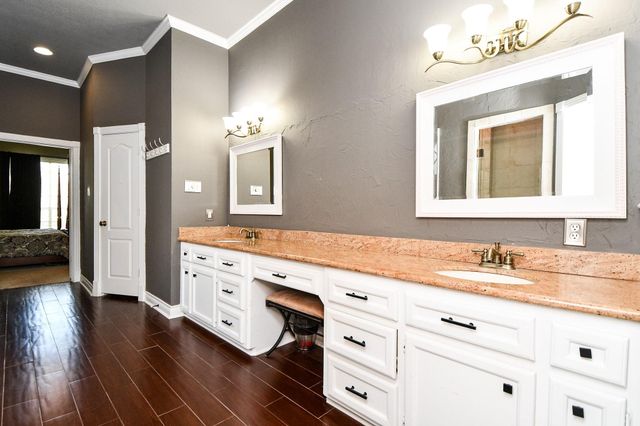 7311 Timberlake Drive, Sugar Land, TX 77479