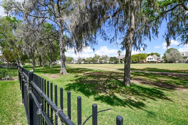 7311 Timberlake Drive, Sugar Land, TX 77479