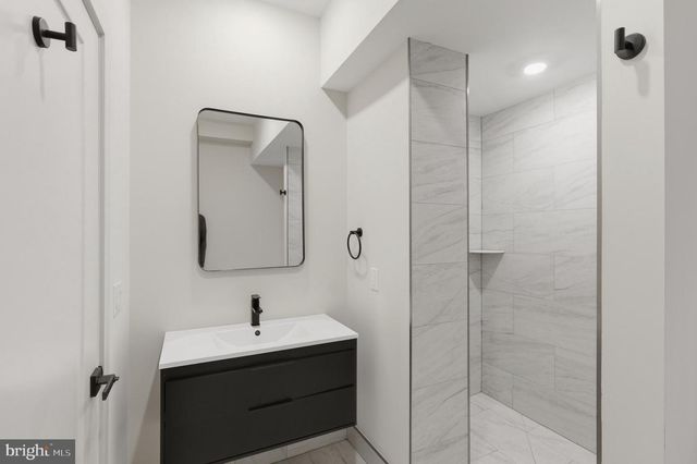 5803 SPRUCE ST, Philadelphia, PA 19139