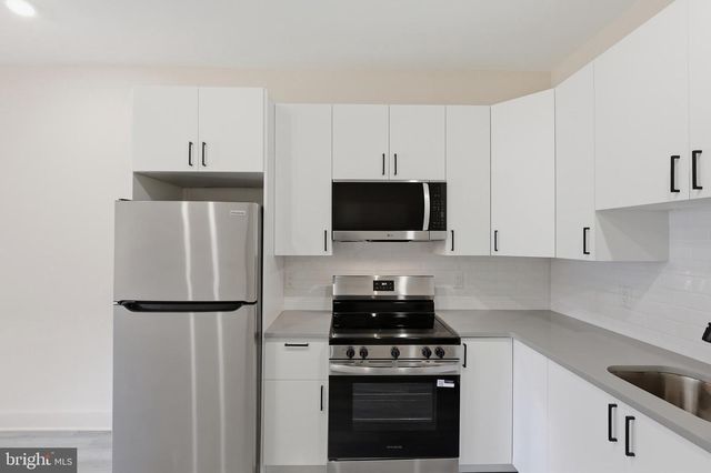 5803 SPRUCE ST, Philadelphia, PA 19139