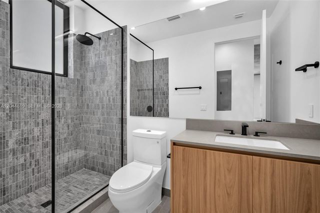 91 NW 27th Street 204, Miami, FL 33127