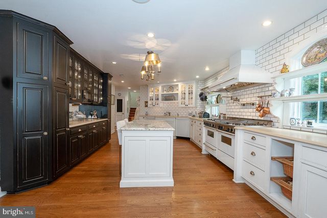 160 ABRAHAMS LN, Villanova, PA 19085