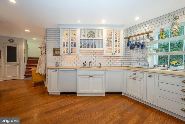 160 ABRAHAMS LN, Villanova, PA 19085